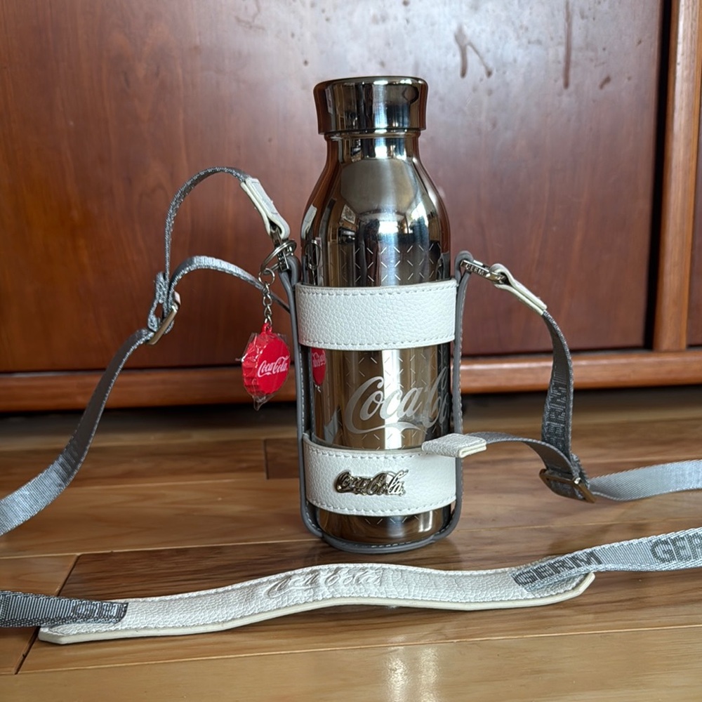 Coca Cola Silver and White Metal Stainless 430ml(4.5oz) Bottle with Strap